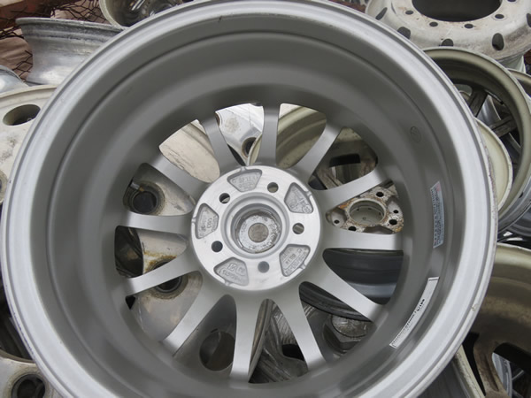 アルミホイール